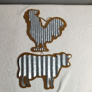 Rustic Farmhouse Rooster and Cow Wall Decor